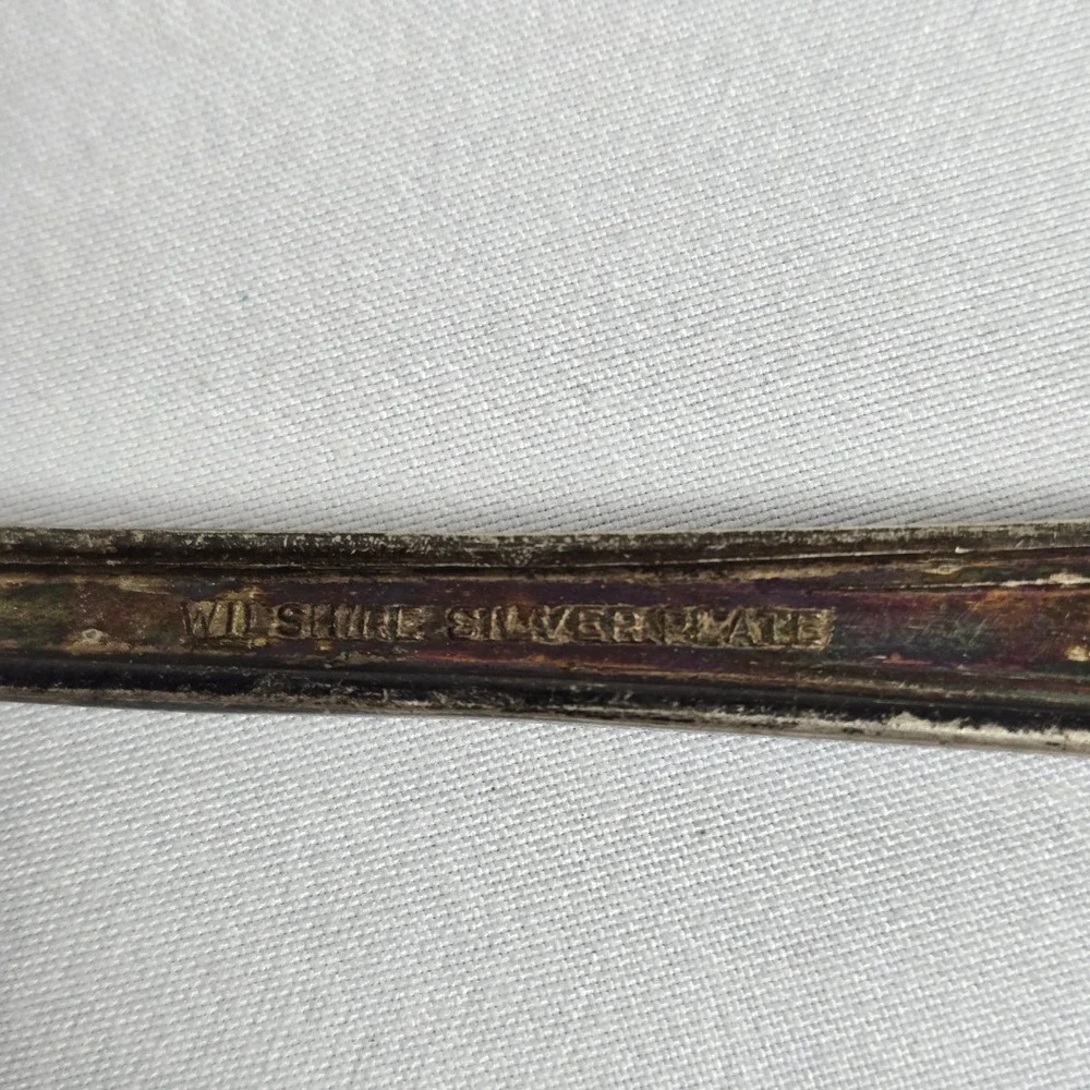 IS‎ Wilshire Silverware Silverplate 1933 Solid Pierced Pie Cake Server, 8.5